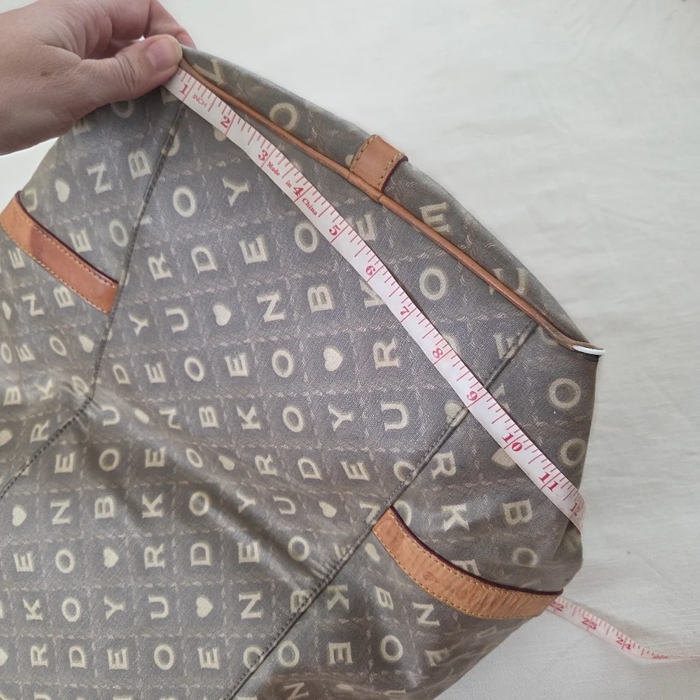 Vintage Dooney & Bourke Brown Spellout Heart Duffle Bag Carry-on Leather Brown - Picture 8 of 16